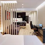 Segundo Molo *